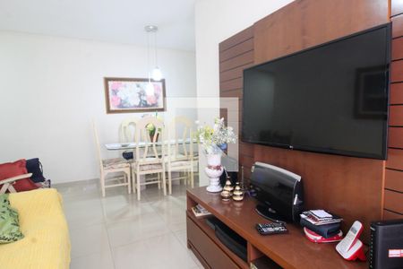 Sala de apartamento para alugar com 2 quartos, 58m² em Freguesia de Jacarepaguá, Rio de Janeiro
