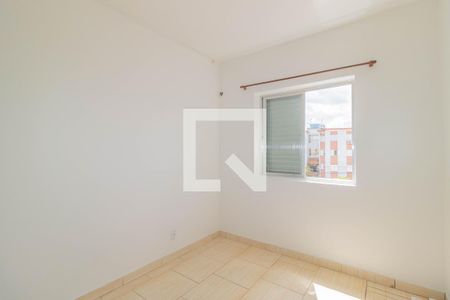 Quarto 2  de apartamento à venda com 2 quartos, 55m² em Guajuviras, Canoas