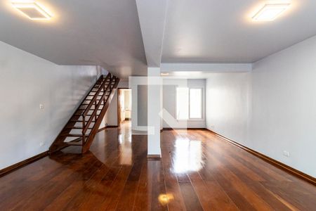 1o. Andar - Sala de casa para alugar com 3 quartos, 158m² em Aclimação, São Paulo