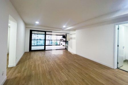 Sala de apartamento para alugar com 3 quartos, 163m² em Indianópolis, São Paulo