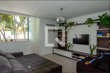 Sala de casa de condomínio à venda com 5 quartos, 257m² em Recreio dos Bandeirantes, Rio de Janeiro