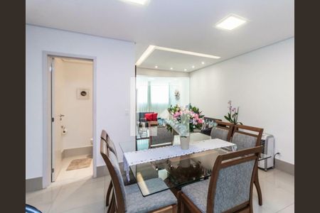 Sala de apartamento à venda com 3 quartos, 110m² em Indaiá, Belo Horizonte