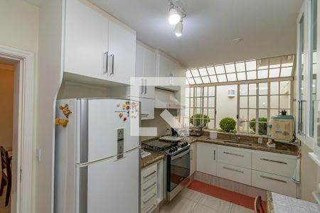 Casa de condomínio à venda com 202m², 3 quartos e 3 vagas Casa de condomínio à venda com 202m², 3 quartos e 3 vagasCozinha