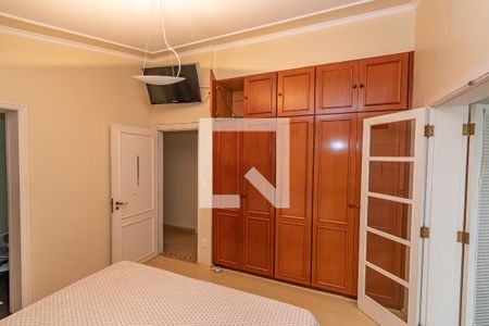 Casa de condomínio à venda com 202m², 3 quartos e 3 vagas Casa de condomínio à venda com 202m², 3 quartos e 3 vagasSuite