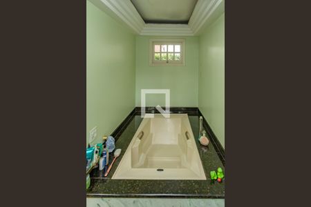 Casa de condomínio à venda com 202m², 3 quartos e 3 vagas Casa de condomínio à venda com 202m², 3 quartos e 3 vagasDetalhe Banheiro da Suíte