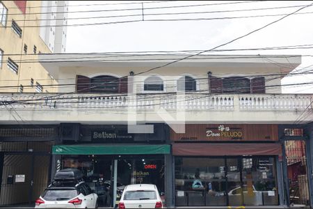 Casa para alugar com 302m², 4 quartos e 3 vagas Casa para alugar com 302m², 4 quartos e 3 vagasFachada