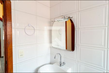 Casa para alugar com 302m², 4 quartos e 3 vagas Casa para alugar com 302m², 4 quartos e 3 vagasBanheiro da Suíte 2