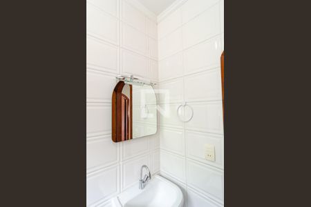 Casa para alugar com 302m², 4 quartos e 3 vagas Casa para alugar com 302m², 4 quartos e 3 vagasBanheiro Social