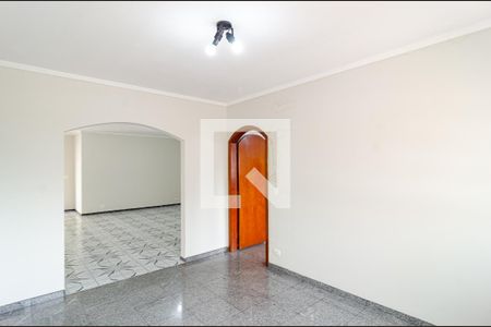 Casa para alugar com 302m², 4 quartos e 3 vagas Casa para alugar com 302m², 4 quartos e 3 vagasCopa