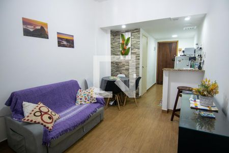 Sala de kitnet/studio para alugar com 1 quarto, 32m² em Copacabana, Rio de Janeiro
