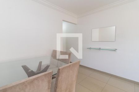 Apartamento à venda com 60m², 2 quartos e 1 vagaSala de Jantar