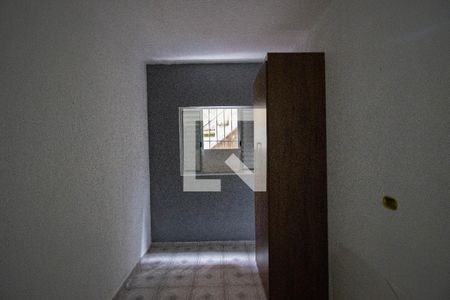 Quarto 2 de casa para alugar com 2 quartos, 60m² em Vila Taquari, São Paulo