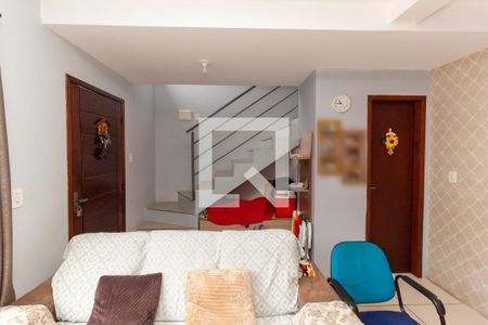 Sala de casa de condomínio à venda com 2 quartos, 61m² em Santo Afonso, Novo Hamburgo