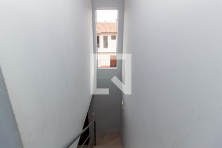 Escada de casa de condomínio à venda com 2 quartos, 61m² em Santo Afonso, Novo Hamburgo
