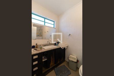 Casa à venda com 350m², 2 quartos e 1 vaga Casa à venda com 350m², 2 quartos e 1 vagaBanheiro Social 2