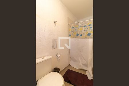 Casa à venda com 350m², 2 quartos e 1 vaga Casa à venda com 350m², 2 quartos e 1 vagaBanheiro Social 2