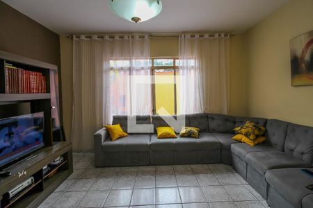 Sala de casa à venda com 4 quartos, 160m² em Jardim Caçula, Jundiaí