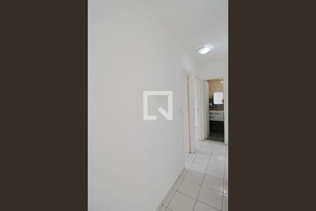 Corredor  de apartamento para alugar com 2 quartos, 55m² em Jardim Monte Kemel, São Paulo