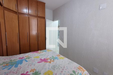 Quarto 2 de apartamento para alugar com 2 quartos, 56m² em Jardim Santa Teresa, Jundiaí