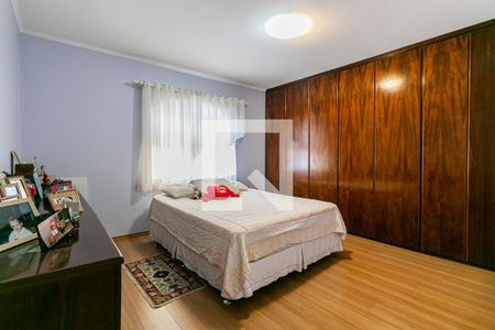 Suíte de casa à venda com 3 quartos, 216m² em Vila Gomes Cardim, São Paulo
