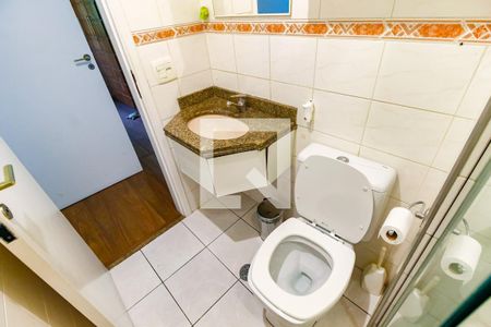 Banheiro Corredor de apartamento para alugar com 3 quartos, 75m² em Vila Andrade, São Paulo