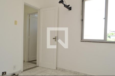 Quarto 2 de casa de condomínio para alugar com 2 quartos, 170m² em Pechincha, Rio de Janeiro