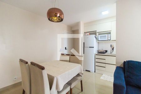 Sala de apartamento à venda com 2 quartos, 46m² em Vila Carmosina, São Paulo