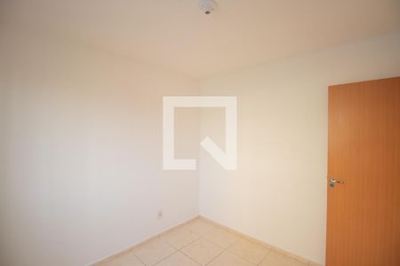 Quarto 2 de apartamento para alugar com 2 quartos, 55m² em Vila Lage, São Gonçalo