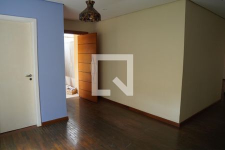 Sala de casa à venda com 3 quartos, 270m² em Jardim Colombo, São Paulo