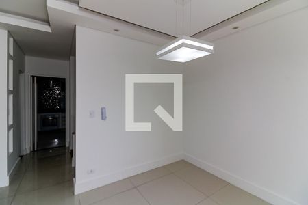 Sala de casa de condomínio à venda com 3 quartos, 184m² em Jardim Santa Ines, São Paulo