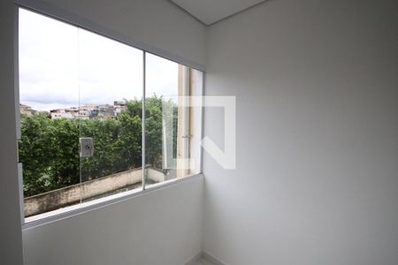 Sala de casa à venda com 3 quartos, 110m² em Vila Paulistana, São Paulo