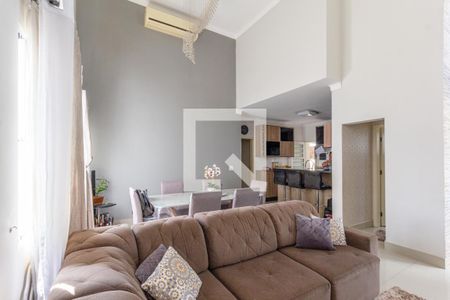 Sala de Tv de casa de condomínio para alugar com 3 quartos, 190m² em Santa Cruz, Valinhos