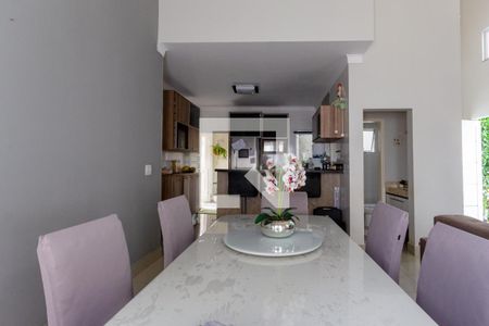 Sala de Jantar de casa de condomínio para alugar com 3 quartos, 190m² em Santa Cruz, Valinhos