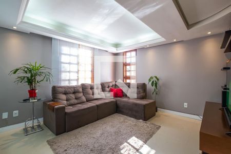 Sala de casa de condomínio à venda com 4 quartos, 242m² em Camaquã, Porto Alegre