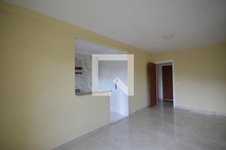 Sala de apartamento para alugar com 2 quartos, 60m² em Jardim Sulacap, Rio de Janeiro