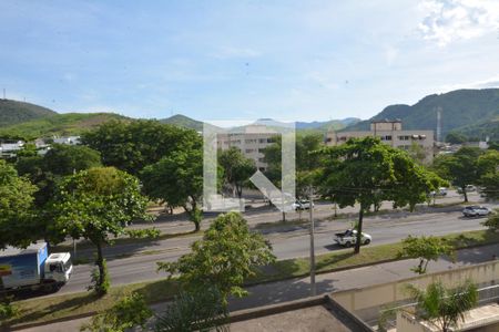 Vista da Rua de apartamento para alugar com 2 quartos, 60m² em Jardim Sulacap, Rio de Janeiro