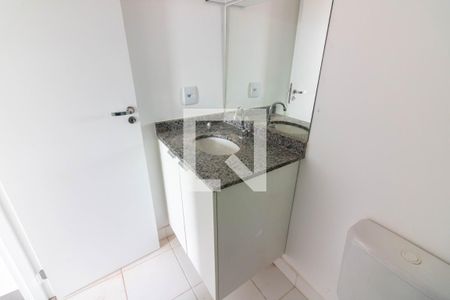 Banheiro de apartamento à venda com 1 quarto, 24m² em Jardim Monte Azul, São Paulo