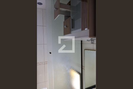 Banheiro da Suíte  de casa para alugar com 2 quartos, 55m² em Vila Fachini, São Paulo