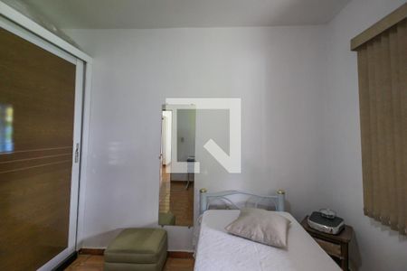 Casa à venda com 5400m², 4 quartos e 5 vagas Casa à venda com 5400m², 4 quartos e 5 vagasQuarto 2