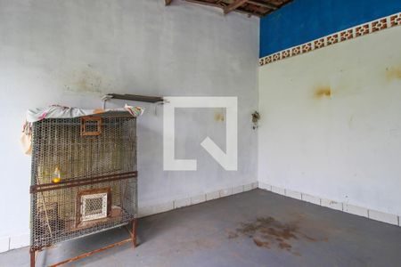 Casa à venda com 5400m², 4 quartos e 5 vagas Casa à venda com 5400m², 4 quartos e 5 vagasQuintal