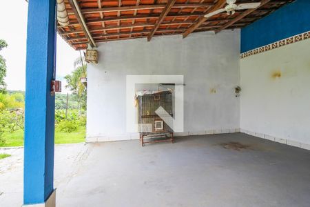 Casa à venda com 5400m², 4 quartos e 5 vagas Casa à venda com 5400m², 4 quartos e 5 vagasGaragem