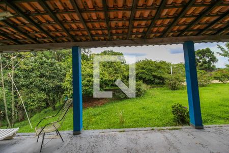 Casa à venda com 5400m², 4 quartos e 5 vagas Casa à venda com 5400m², 4 quartos e 5 vagasVista da Suíte 1