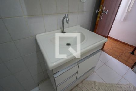 Casa à venda com 5400m², 4 quartos e 5 vagas Casa à venda com 5400m², 4 quartos e 5 vagasBanheiro