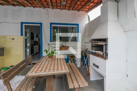 Casa à venda com 5400m², 4 quartos e 5 vagas Casa à venda com 5400m², 4 quartos e 5 vagasÁrea da Churrasqueira