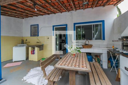 Casa à venda com 5400m², 4 quartos e 5 vagas Casa à venda com 5400m², 4 quartos e 5 vagasÁrea da Churrasqueira