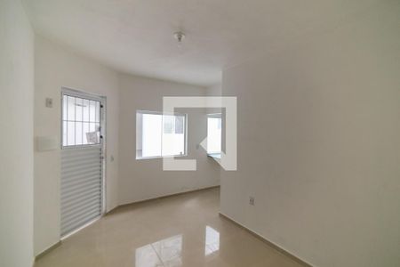 Sala de kitnet/studio para alugar com 1 quarto, 43m² em Parque Pinheiros, Taboão da Serra