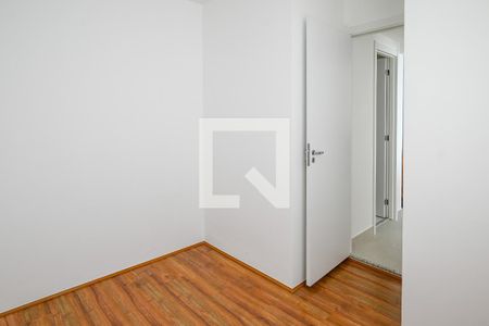 Quarto 2 de apartamento para alugar com 2 quartos, 35m² em Parque Fongaro, São Paulo