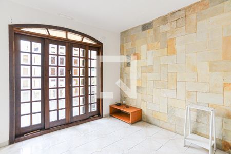 Sala de casa para alugar com 2 quartos, 80m² em Centro, Carapicuíba