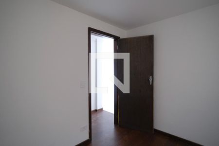 Quarto 1 de casa para alugar com 3 quartos, 80m² em São Lourenço, Curitiba