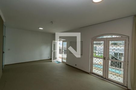 Sala de casa para alugar com 3 quartos, 288m² em Nova Campinas, Campinas